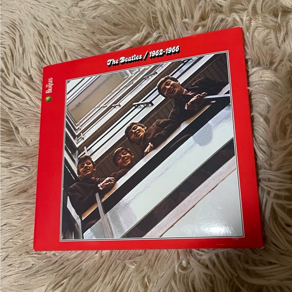 The Beatles 1962-1966 - Picture 1 of 4